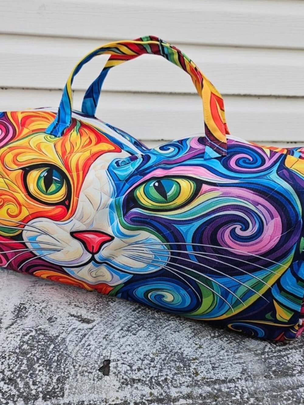 Duffle Bag Cat Print Multi Color Very Light Weight Gym Travel Bag Unbranded - Picture 1 of 11